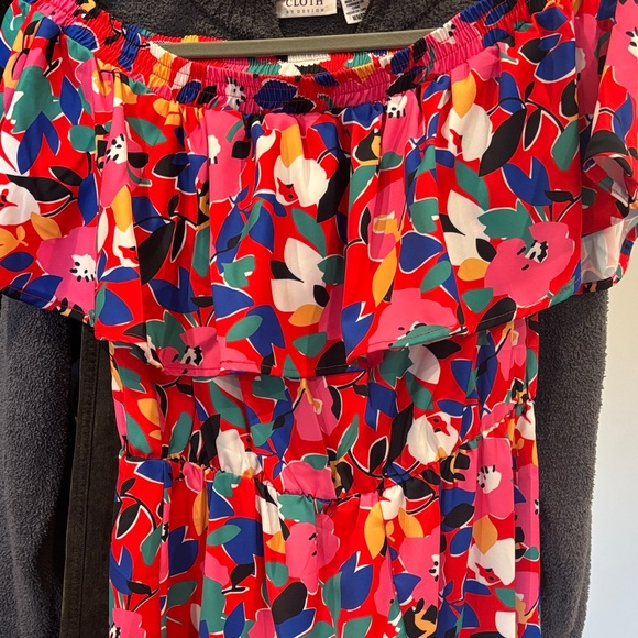 Colorful Floral Off-Shoulder Romper Size M - Picture 5 of 5